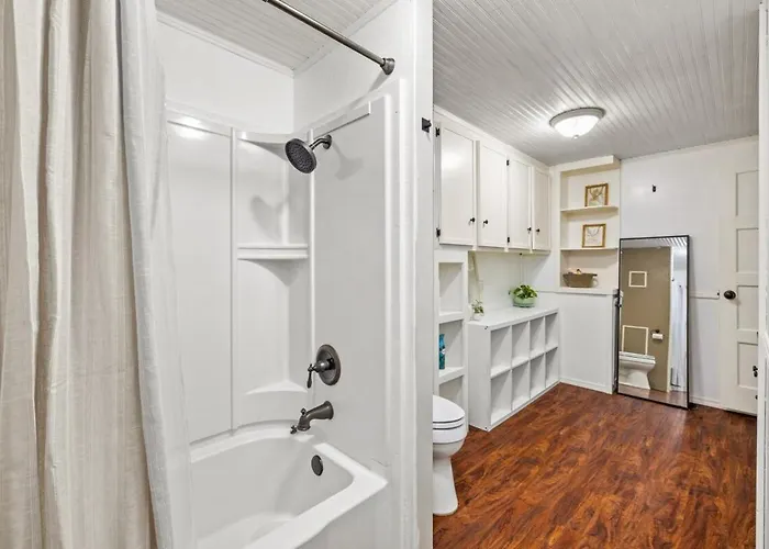 Fishing & Work-Friendly In A Prime Location