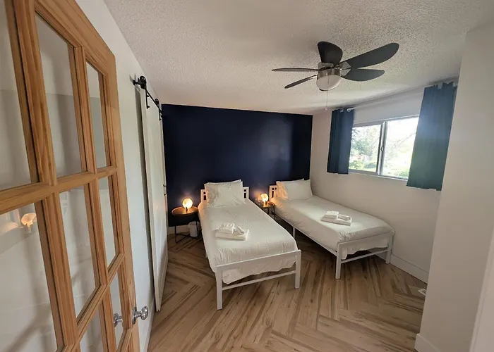 A Little R And R Private Sauna And Hot Tub