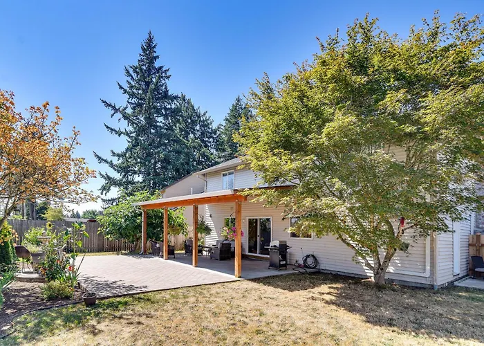 Private Outdoor Space 9 Mi To Downtown Vancouver!