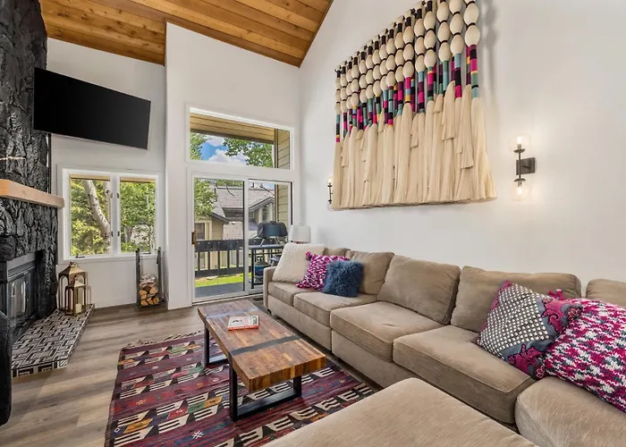 Ridgepoint Retreat - Mountain Escape For 8 With Resort Amenities