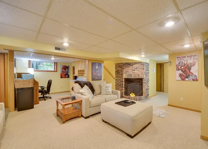 Hermantown Home W/ Decks, Grill & Hot Tub!