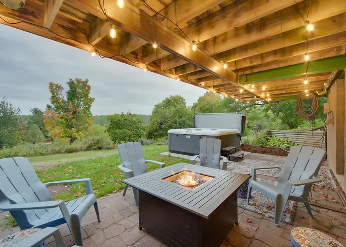 Hermantown Home W/ Decks, Grill & Hot Tub!