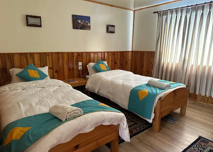 Panorama Lodge And Restaurant
