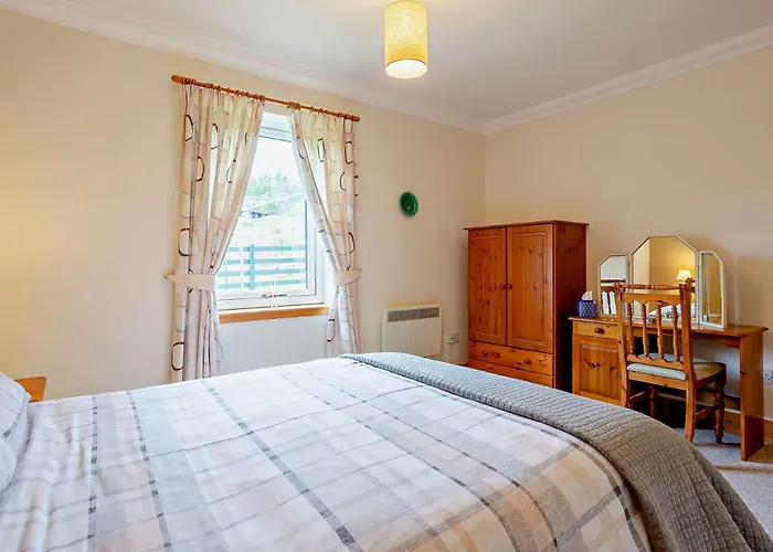1 Bed In Beauly Oc-82779