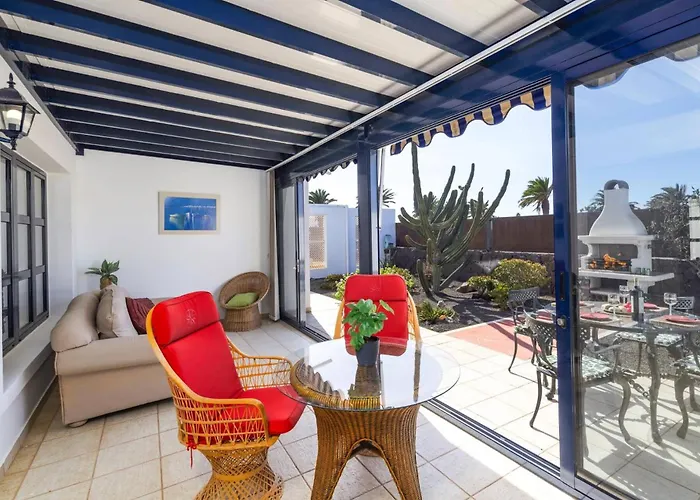 Villa Castillo Del Aguila By Villa Plus Playa Blanca 