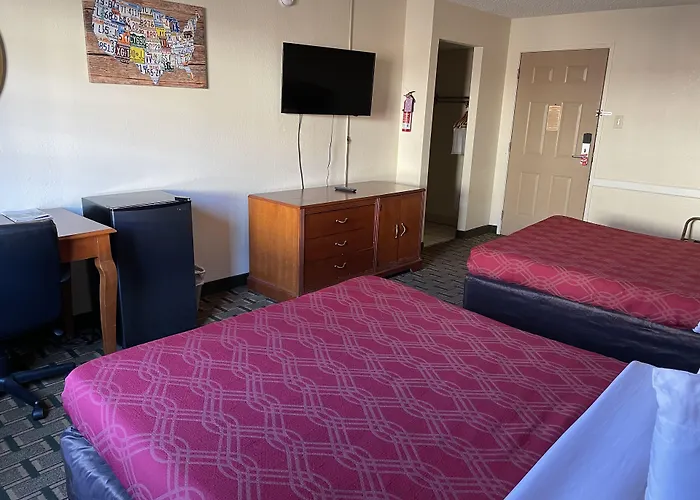 Econo Lodge Kalamazoo Near Wings Stadium