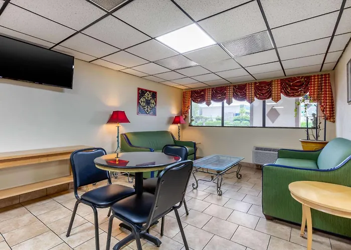 Econo Lodge Chattanooga Northeast - Ooltewah