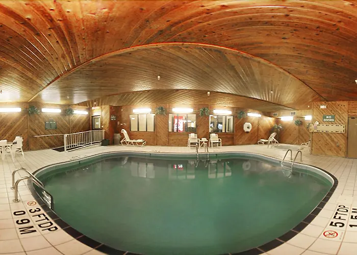 Econo Lodge Fargo - West Acres