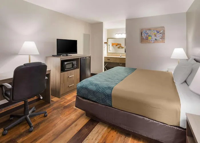 Econo Lodge Hendersonville
