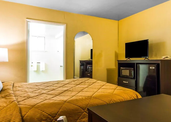 Econo Lodge Sacramento Convention Center