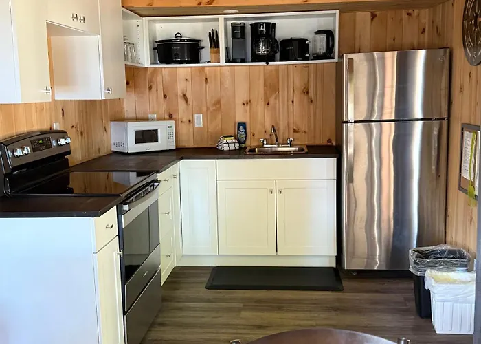 Cloverleaf Cottages
