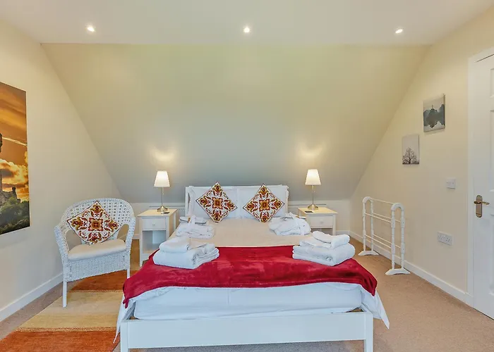 Kestrel Cottage - 27937