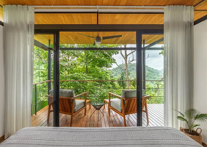 The Green House, Santa Teresa - Adults Only