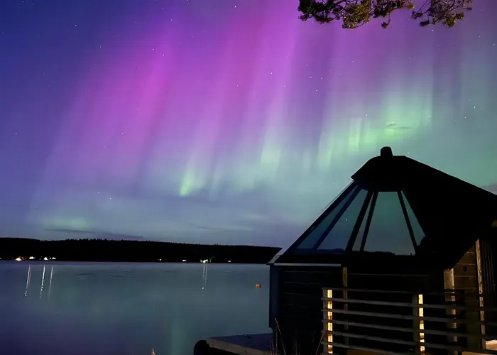LakeLodge Kiehinen&Igloos