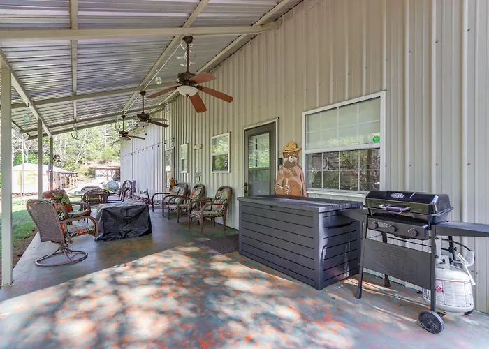 8 Mi To Tellico Plains: Family Home Near Trails!