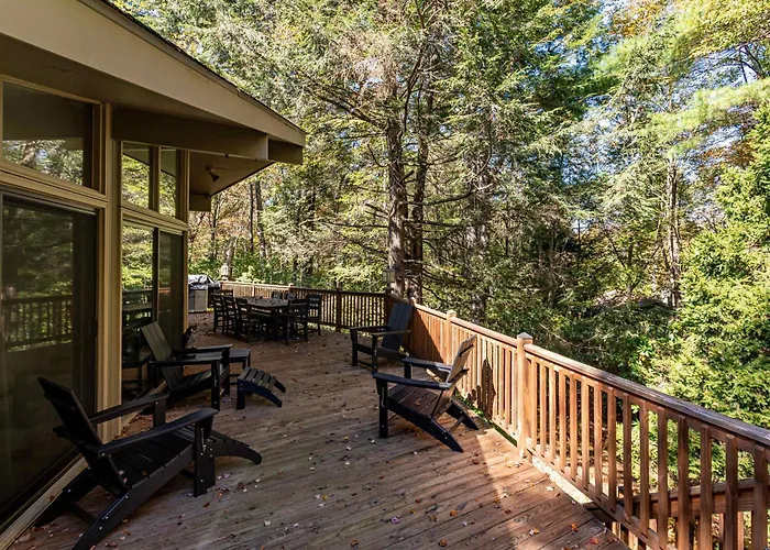 Whispering Pines Chalet Game Room Fire Pit