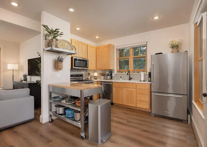 Cascade Cottage In Pine Meadows For 6