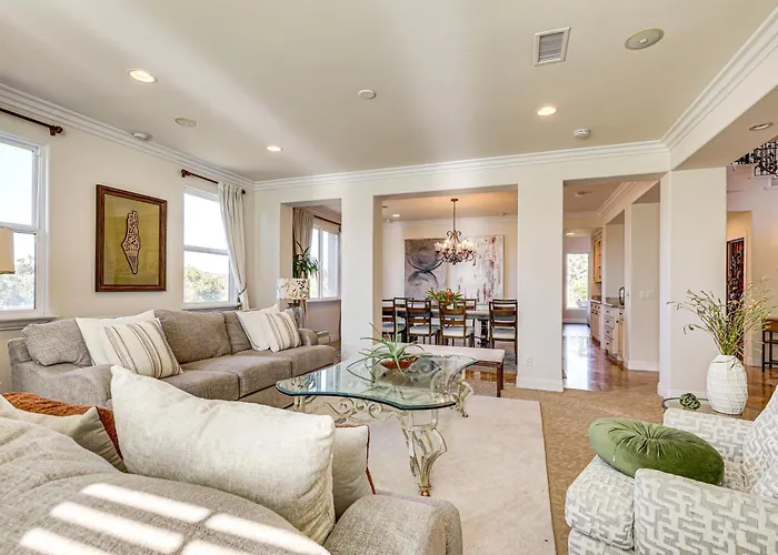 Outdoor Oasis! Luxe Hilltop Home In San Marcos
