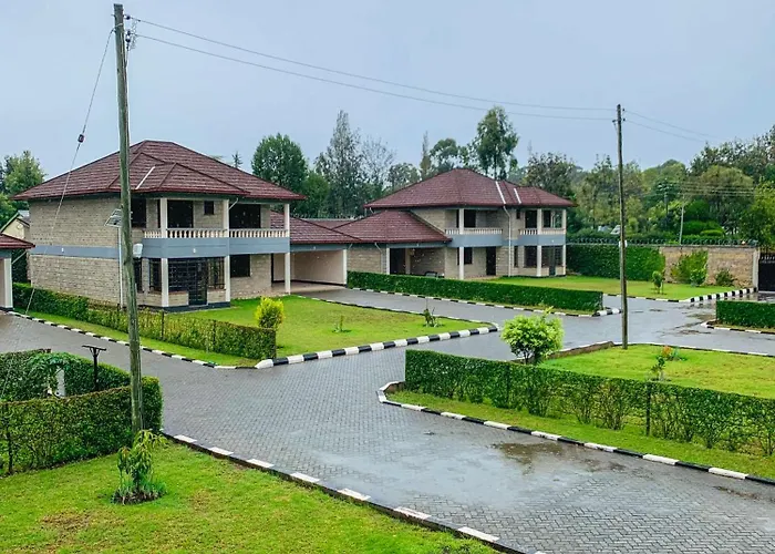 Myrtle Tree Homes Main House