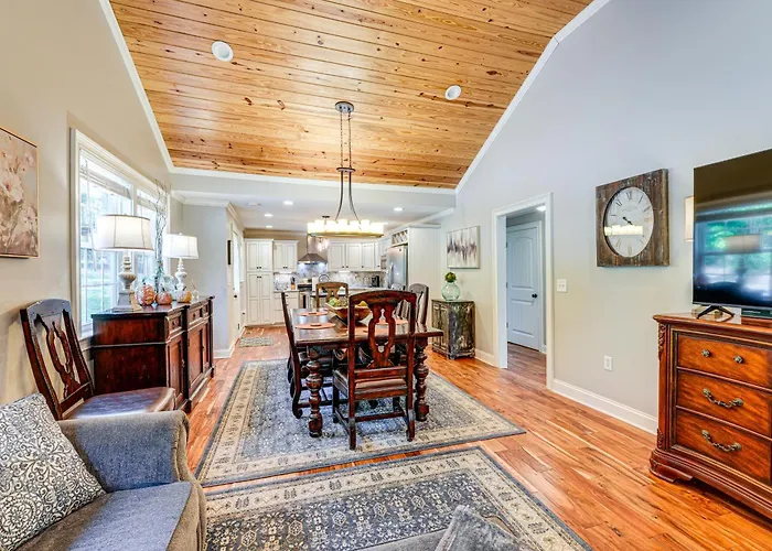 Peaceful Home W/ Porch & Yard, 5 Mi To Rome!
