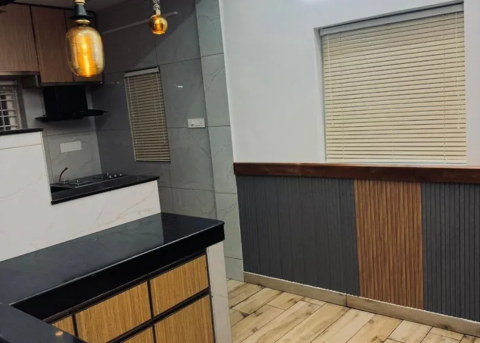 2 Bhk Luxury Heritage Villa 500M Away From Lulumall Trivandrum And 5Km Away From Padmanabha Swamy Temple