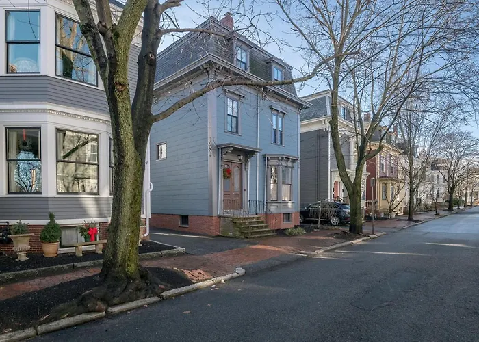 Luxurious West End Historic Townhome - The Cushman