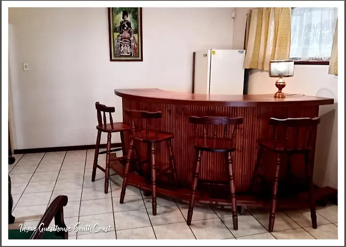 Ingwe Guesthouse And Self Catering