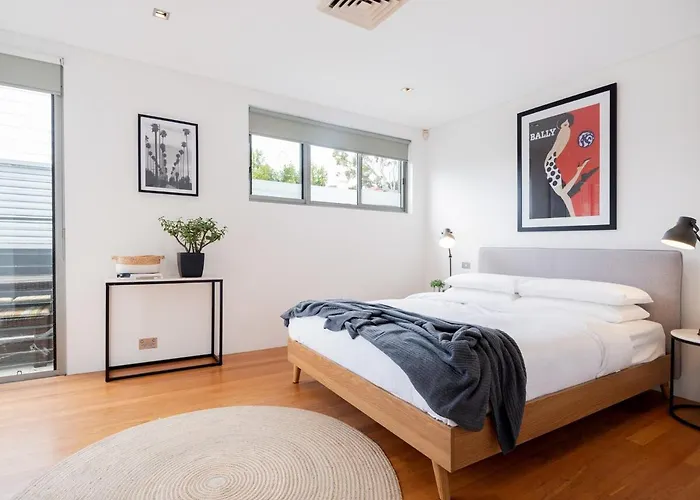 Designer Haven In The Heart Of Annandale Village