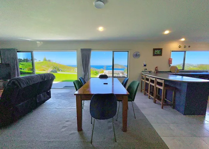 Tutukaka Heads Lodge