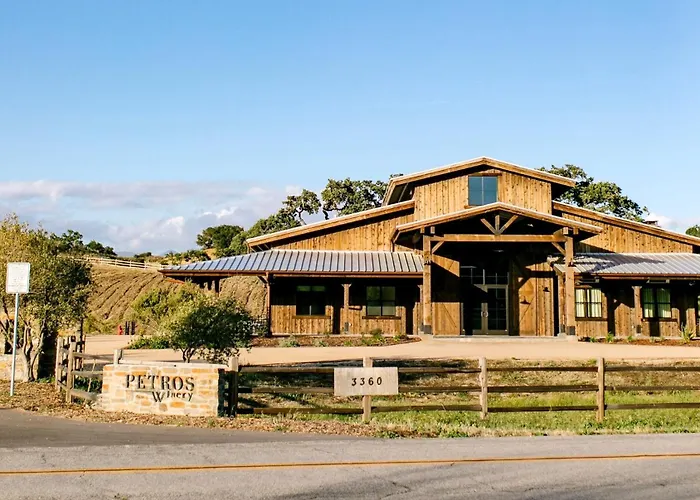 Foxen Canyon Retreat By Paradise Retreats