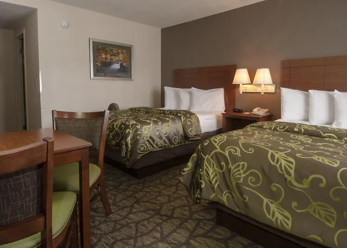 Econo Lodge Cherokee Near Island Park