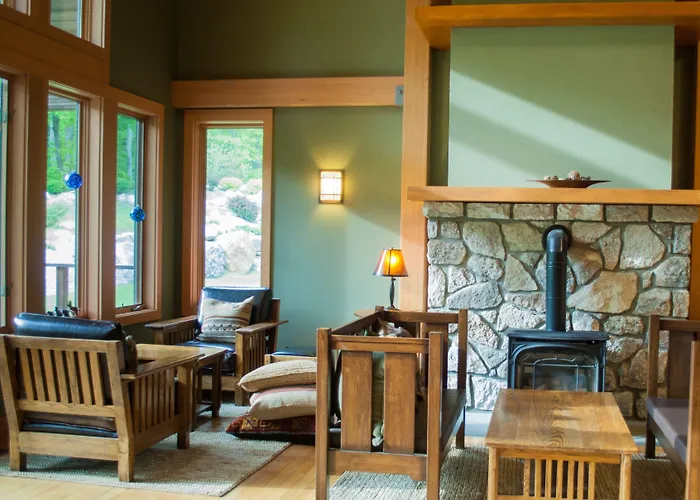 Minnewaska Lodge