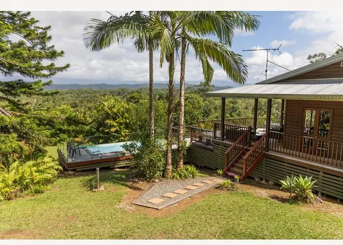 Daintree Valley Cottage