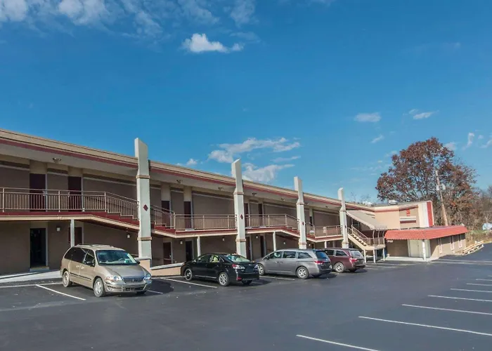 Econo Lodge Hermitage South