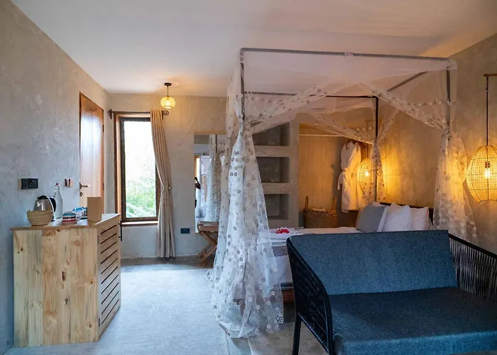 Escarpment Luxury Lodge Manyara