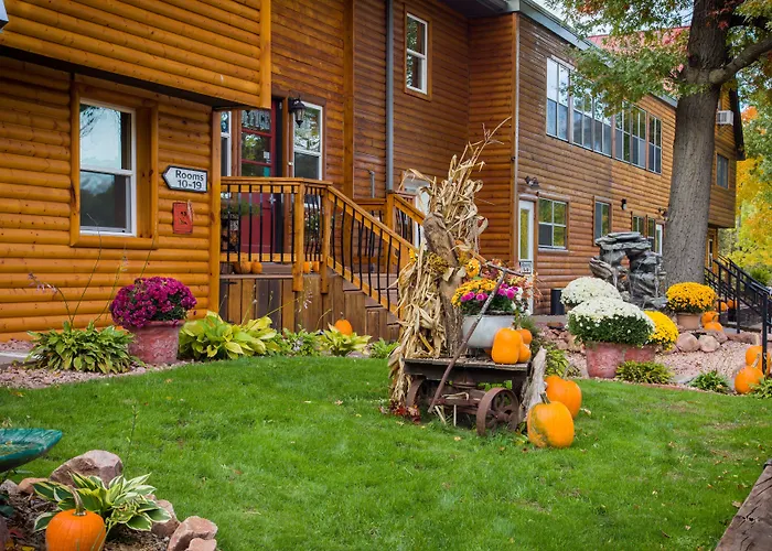 Curriers Lakeview Lodge