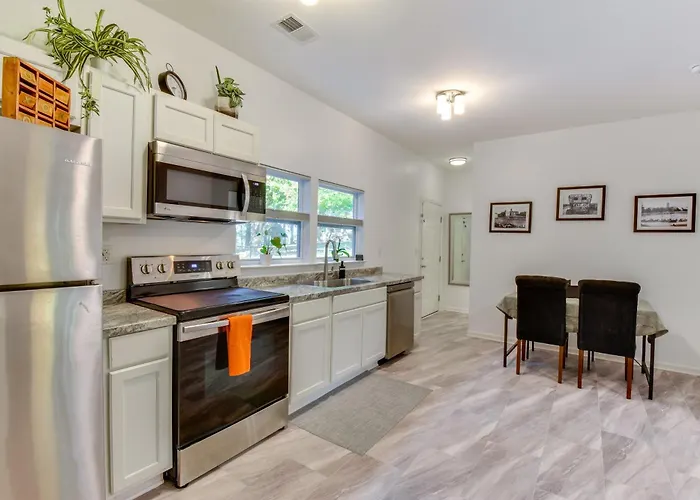 Clemson Game Day Cottage W/ Fire Pit