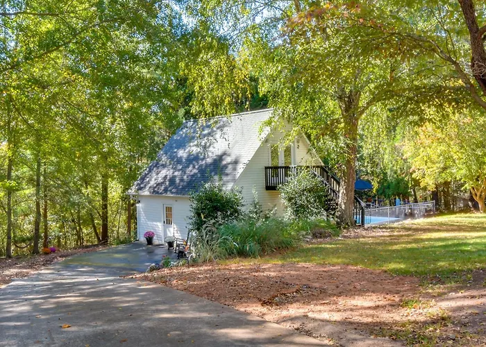 Clemson Game Day Cottage W/ Fire Pit