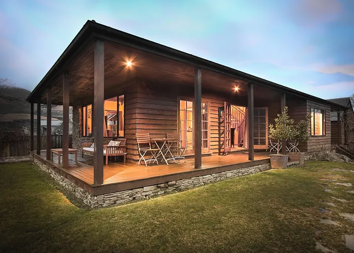 Glenorchy Lake House