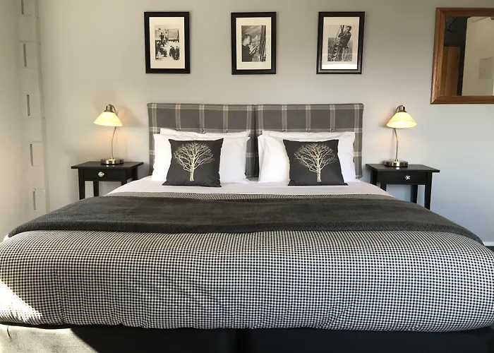 Troldhaugen Lodge - Adults Only