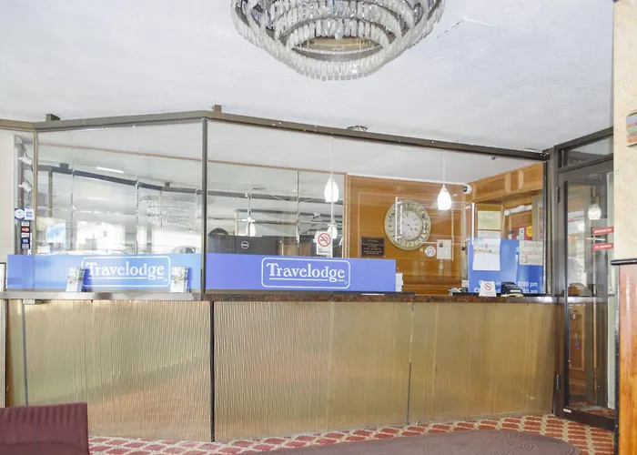 Travelodge By Wyndham Manhasset