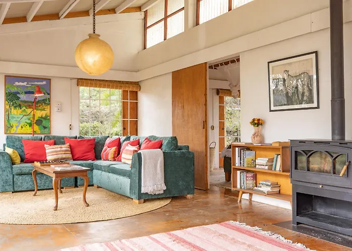Mabati House Eco-Design Retreat In Wildlife