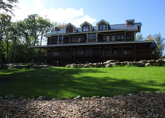 The Retreat At Norwich Lake