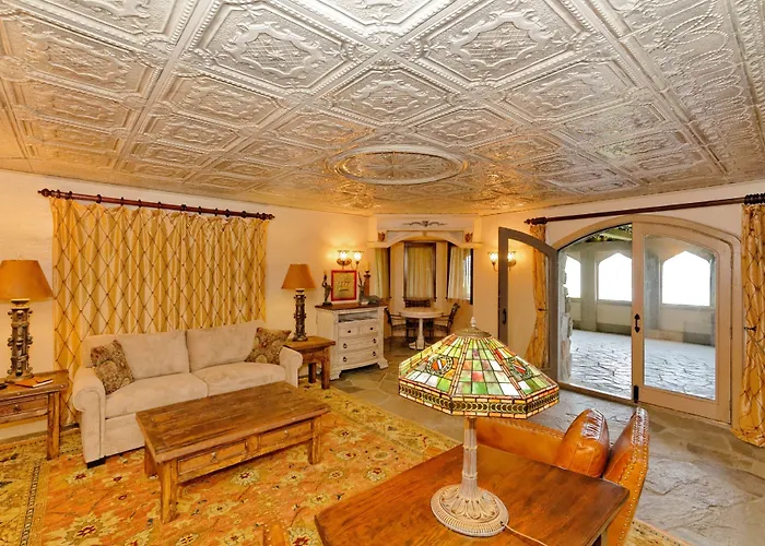 Highlands Castle Overlooking Lake George Plus 2 Other Castles & Suites