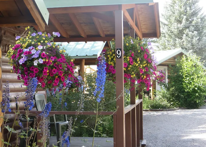 Log Cabin Motel