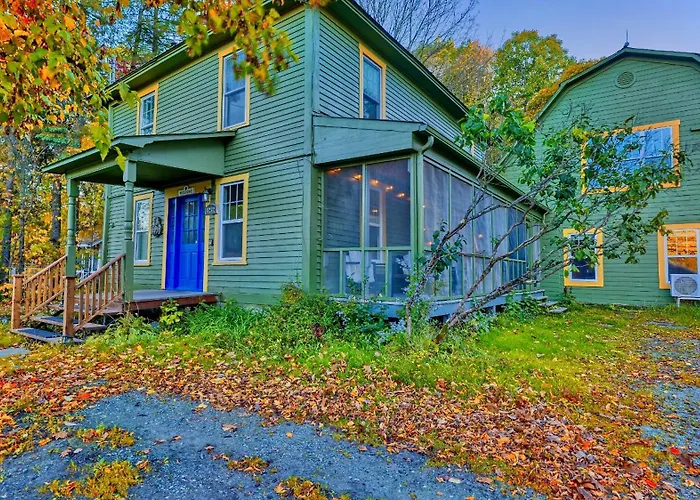 Family Home In The Eastern Townships