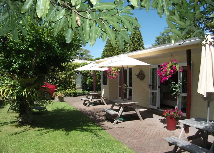 Tatahi Lodge Beach Resort