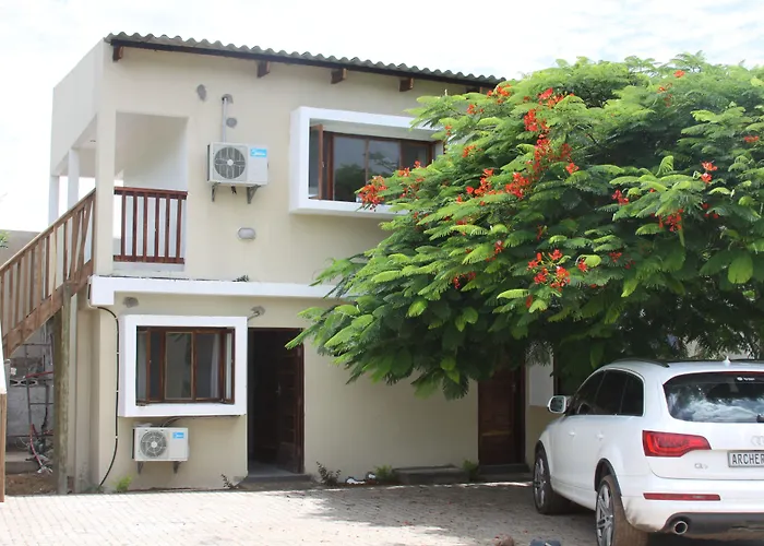 Catembe Beach Lodge
