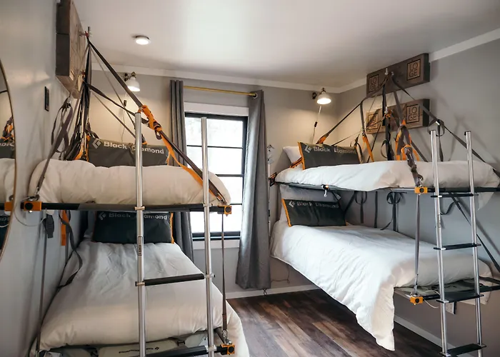 Loge Leavenworth Riverside