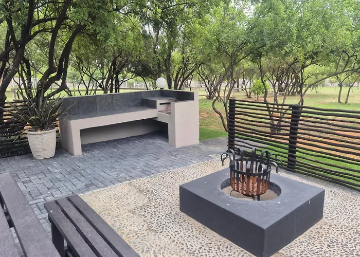 Hornbill Self Catering Cottages Muldersdrift